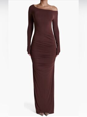 NWT Naked Wardrobe Ruched Off Shoulder Long Sleeve Maxi Dress Dark Plum Medium
